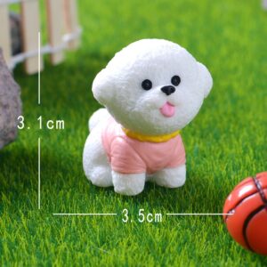 ตุ๊กตาน้องหมาสีขาวขนฟูใส่เสื้อสีชมพู โมเดลสำหรับตกแต่งบ้าน ของจิ๋ว ประดับ ติดคอนโซลรถ